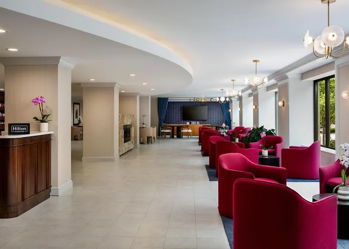 Hilton Orrington/evanston